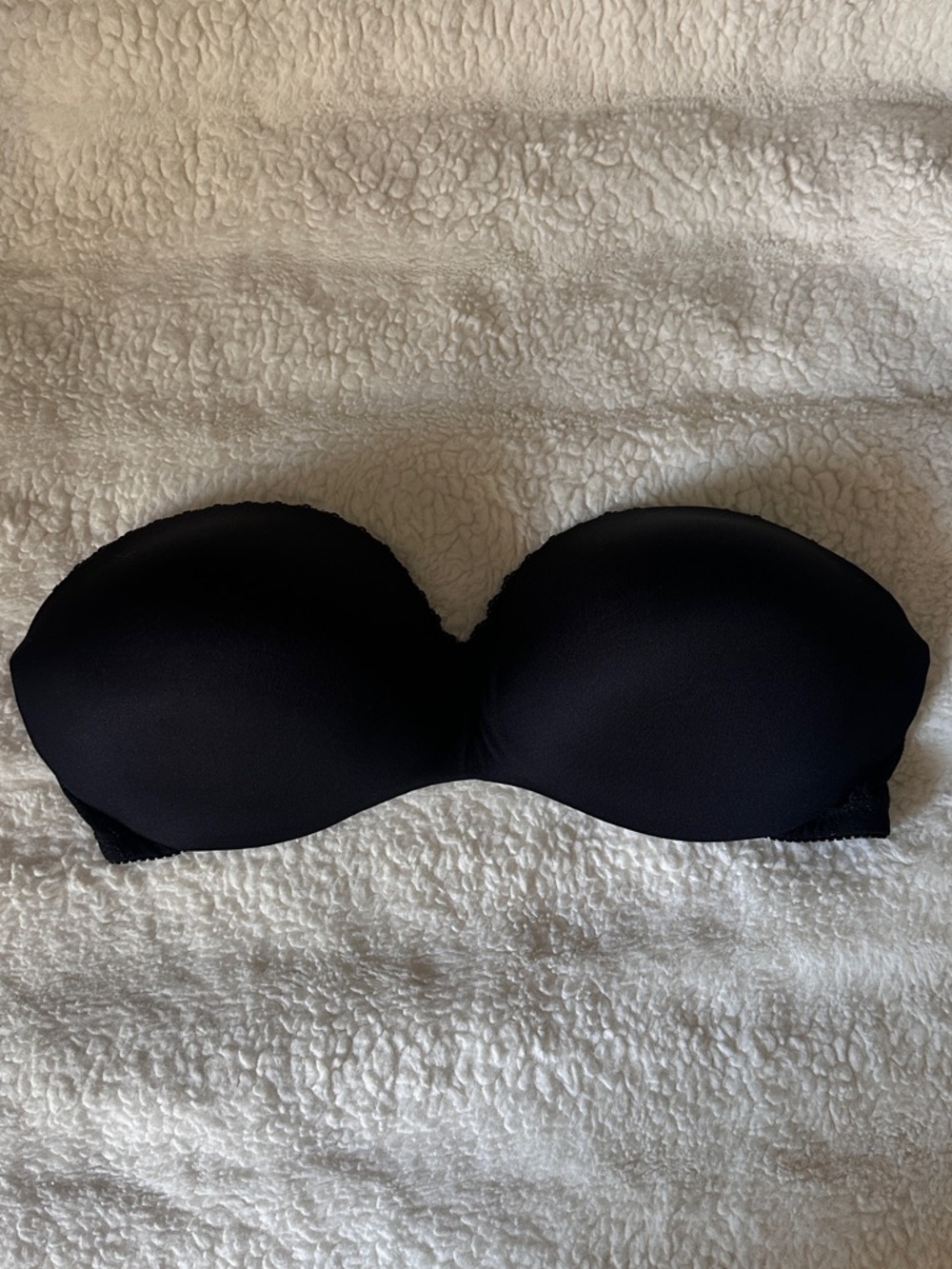 Vanity Fair Black Strapless and Wireless Bra